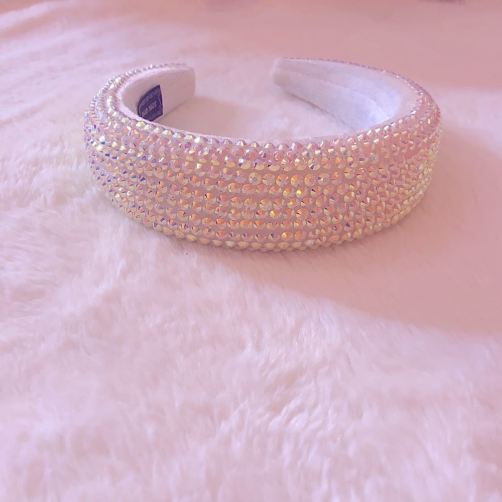 ICY HEADBAND❄️🤍